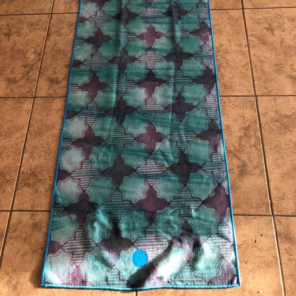 Manduka Yogi Toes towel